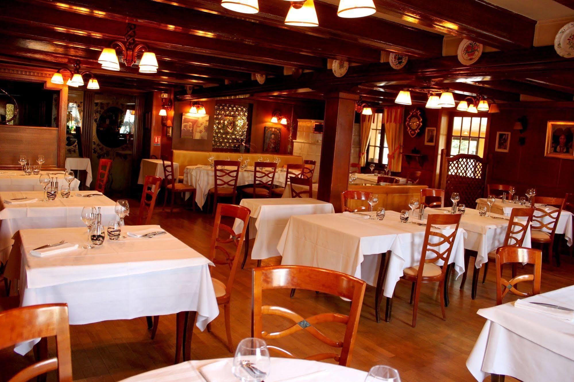 Hotel Restaurant Au Boeuf Blaesheim Exteriör bild
