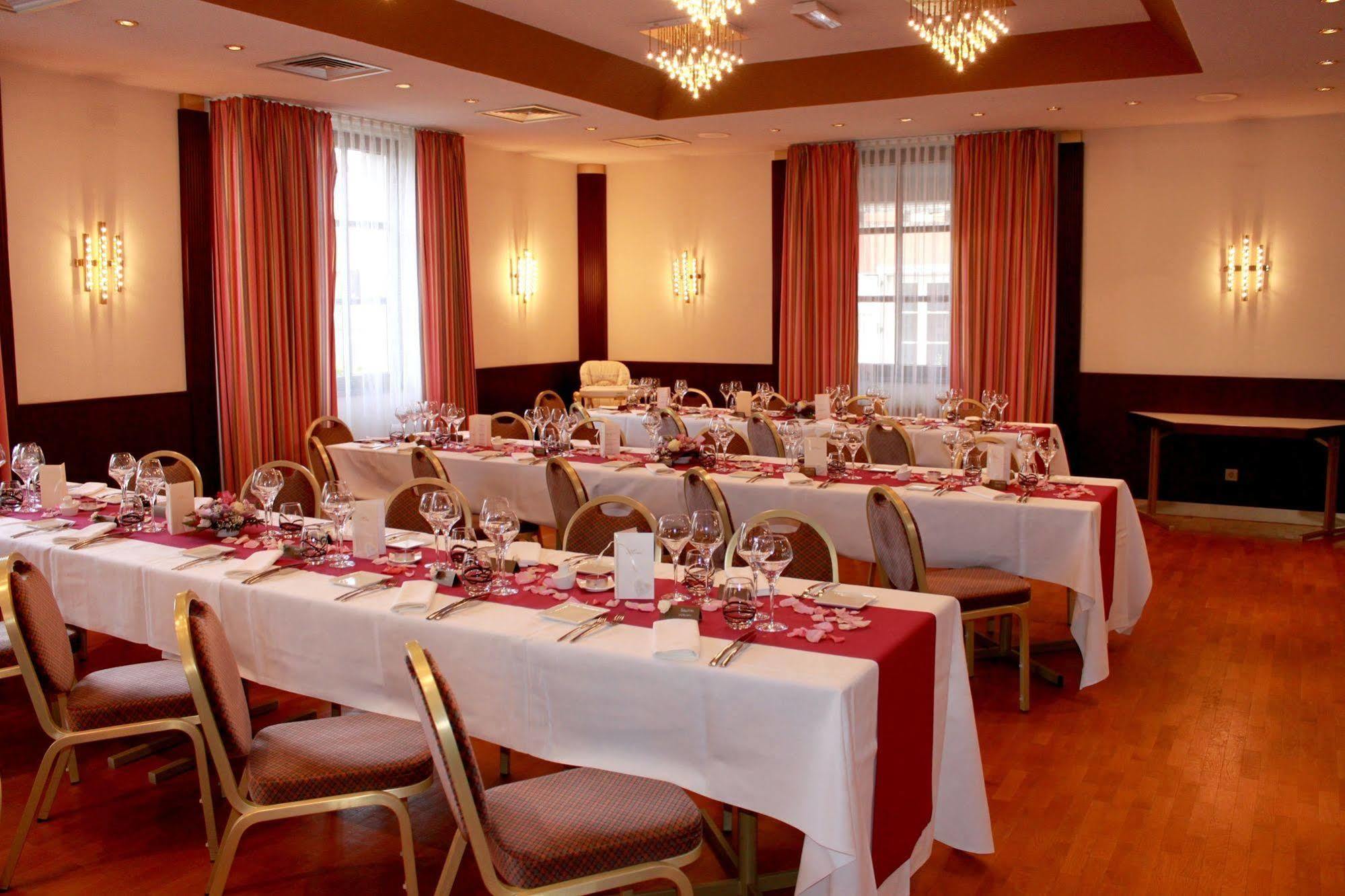 Hotel Restaurant Au Boeuf Blaesheim Exteriör bild